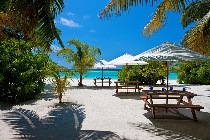 Sheraton Maldives Full Moon Resort & Spa
