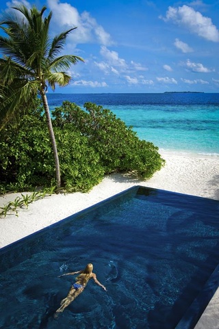 Dusit Thani Maldives