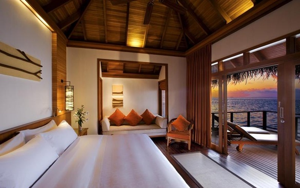 Sheraton Maldives Full Moon Resort & Spa